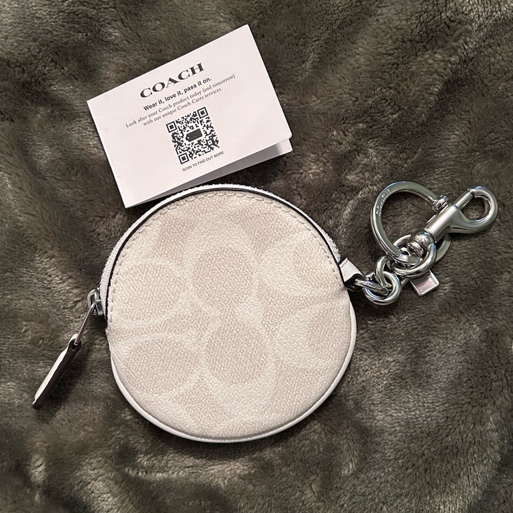 Coach White Signature Canvas Round Coin Purse/Bag Charm - Picture 5 of 6